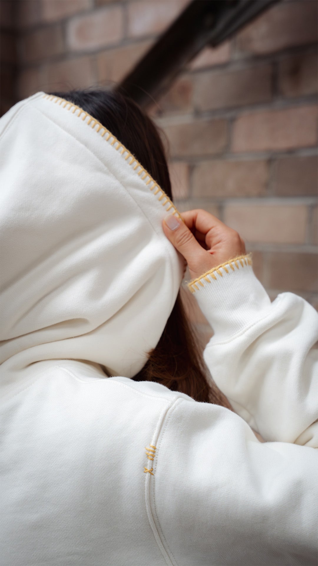 THE COMFORT CORE - TRACK PANTS - BUTTER