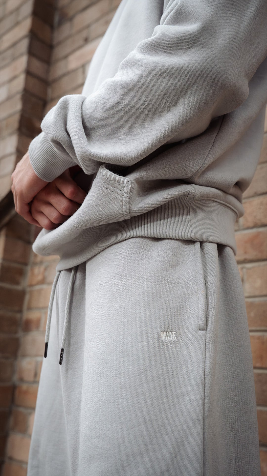 THE COMFORT CORE - TRACK PANTS - GREY