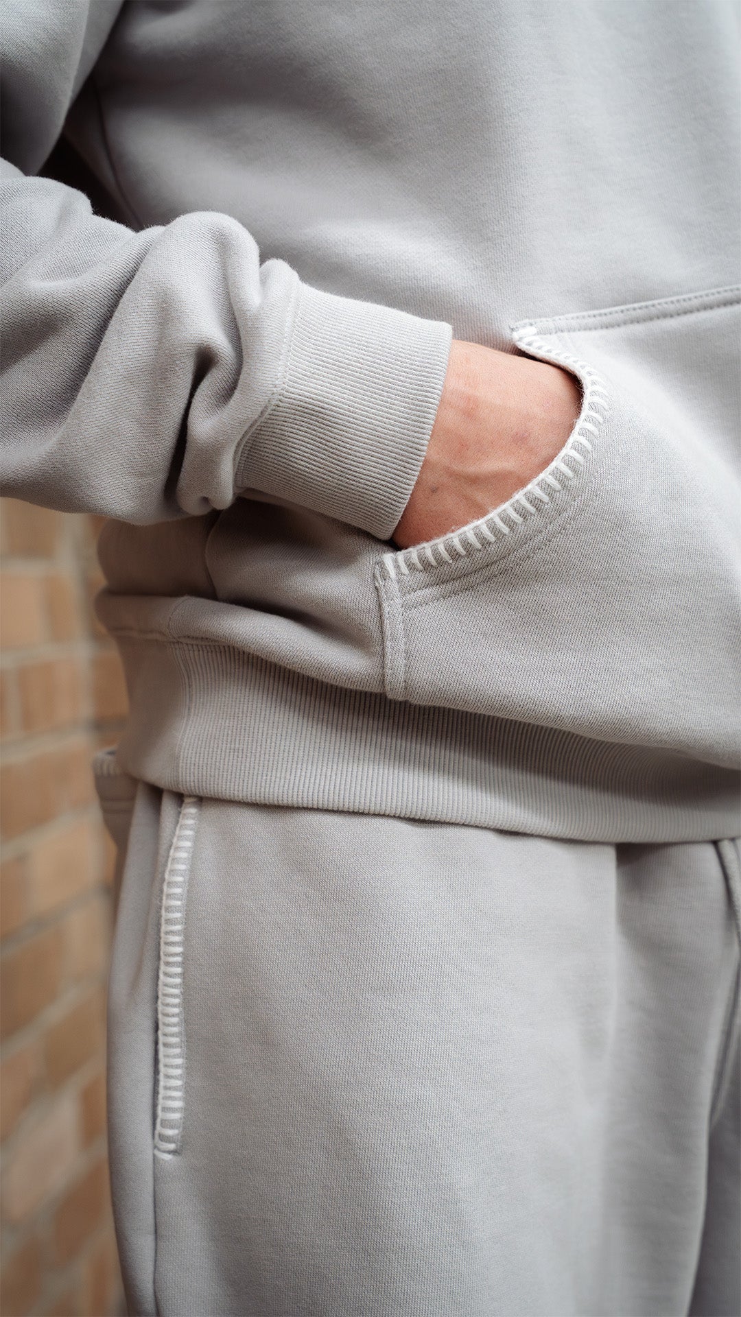 THE COMFORT CORE - TRACK PANTS - GREY